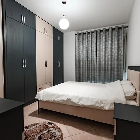 Apartment Ideal Ap *